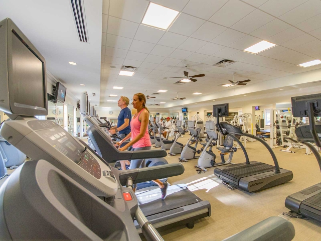 People training in the Fitness Center on the cardio machines