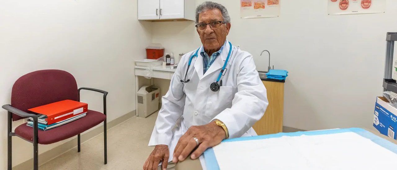 doctor fredy delacruz at the clinic