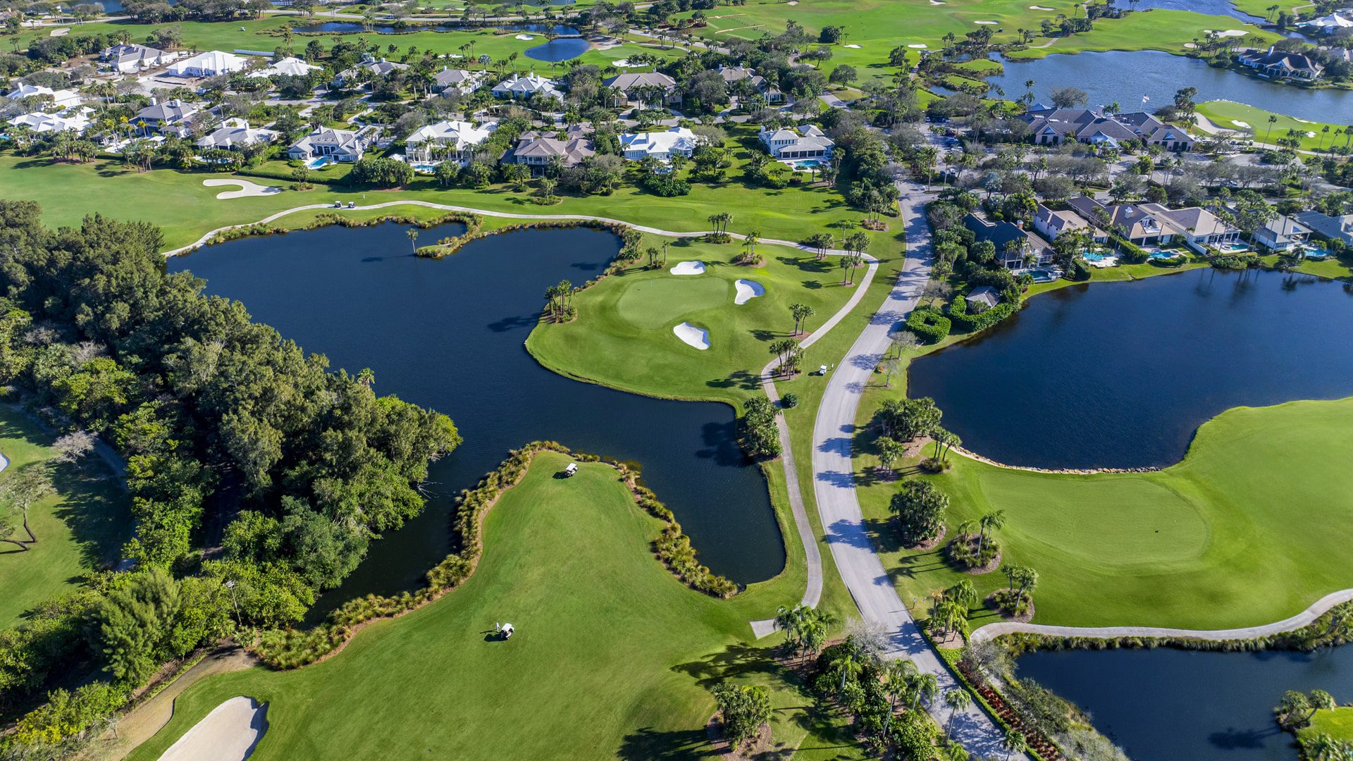 aerial of the orchid island gold club